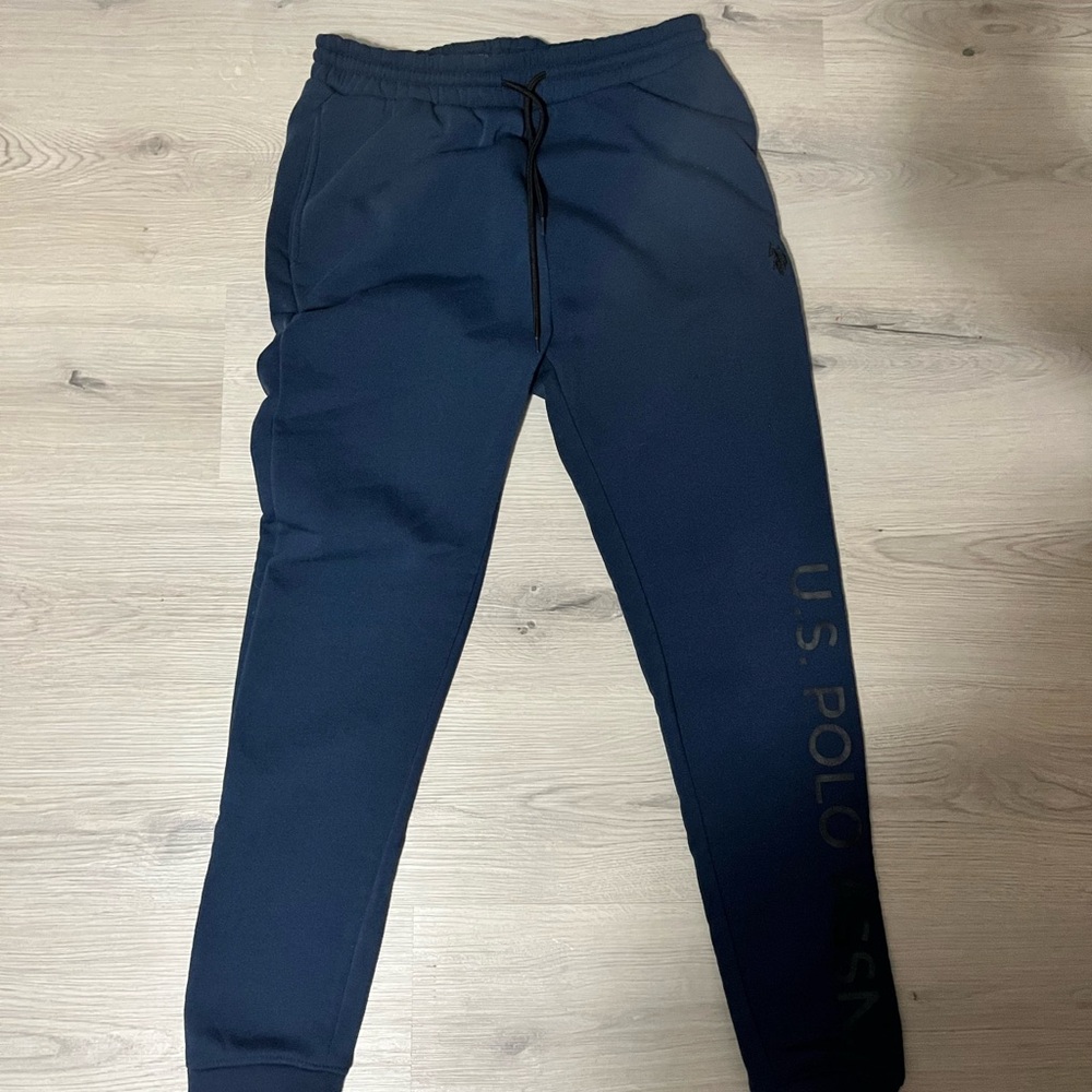 Size M Polo ASSN Navy Blue Sweatpants